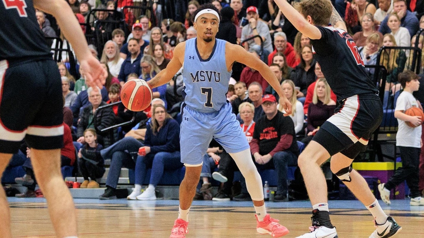 One of the MSVU Men's Basketball players in the 2025 ACAA championship finals match